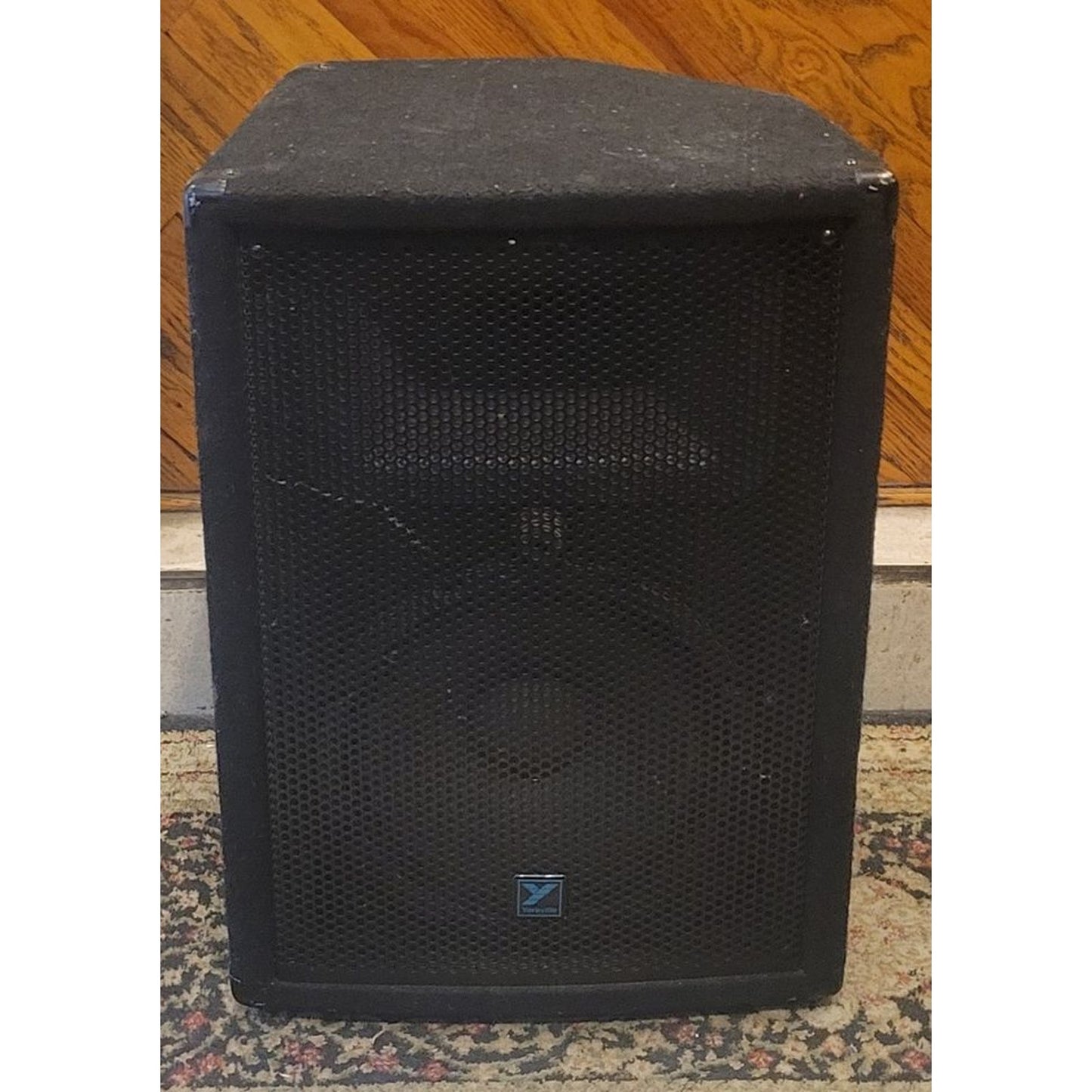 Yorkville YX12 8-Ohm 200W Program Impedance Single Speaker