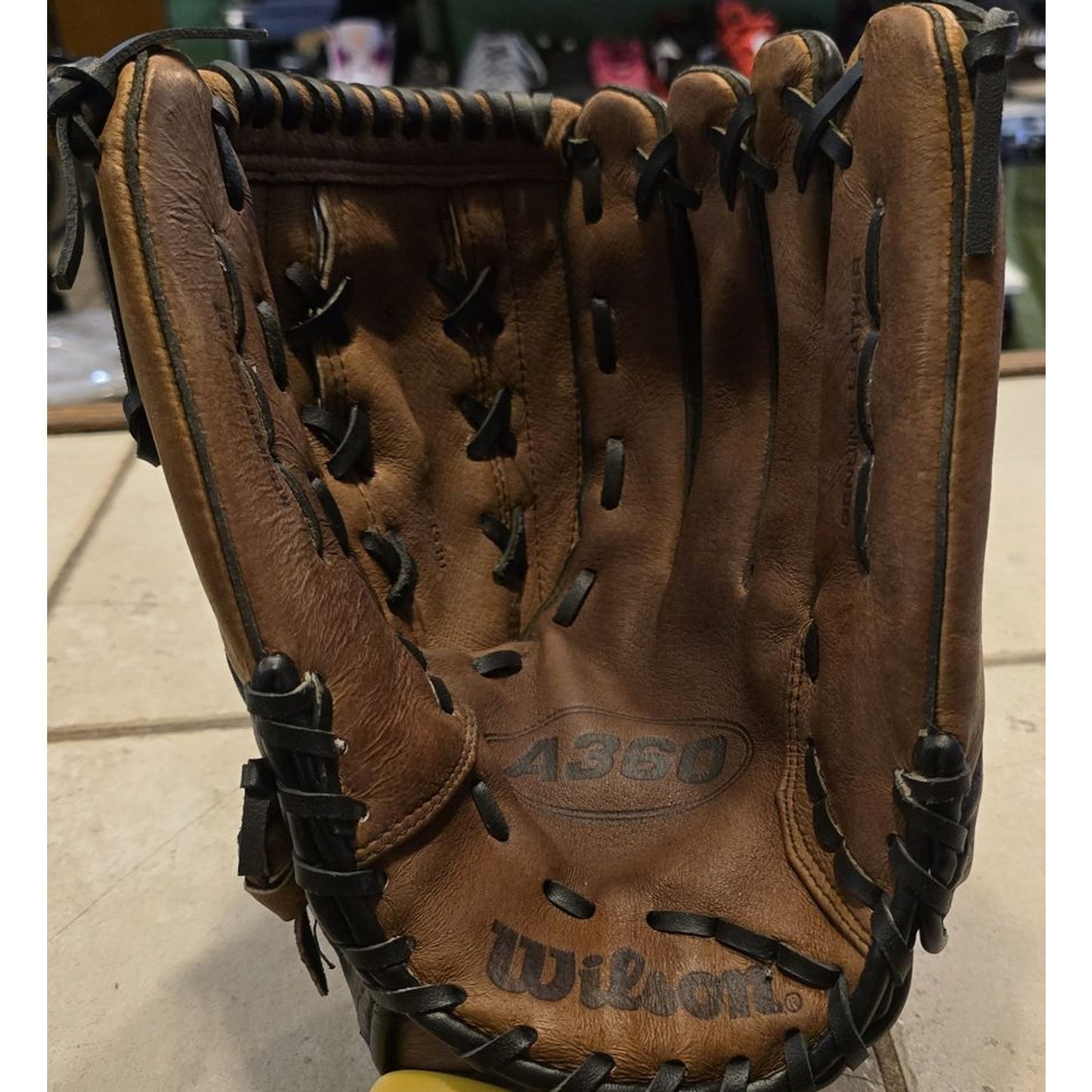 Wilson 4260 Baseball Mitt