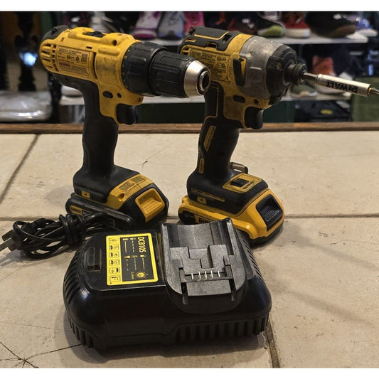 Dewalt 20V Drill / Impact Driver Combo W/ Charger & Batteries