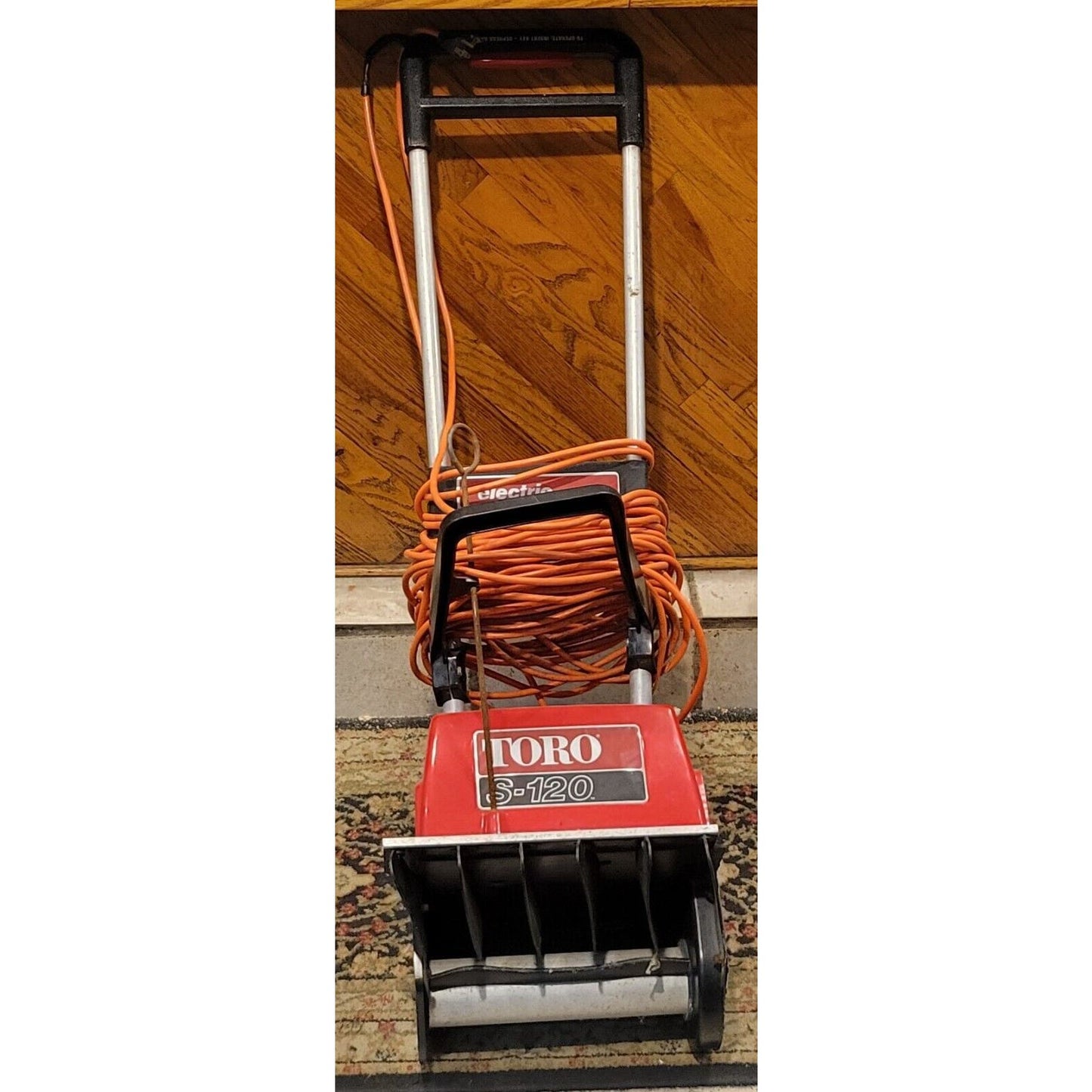 Toro S-120 Electric Double Insulated Snow Blower