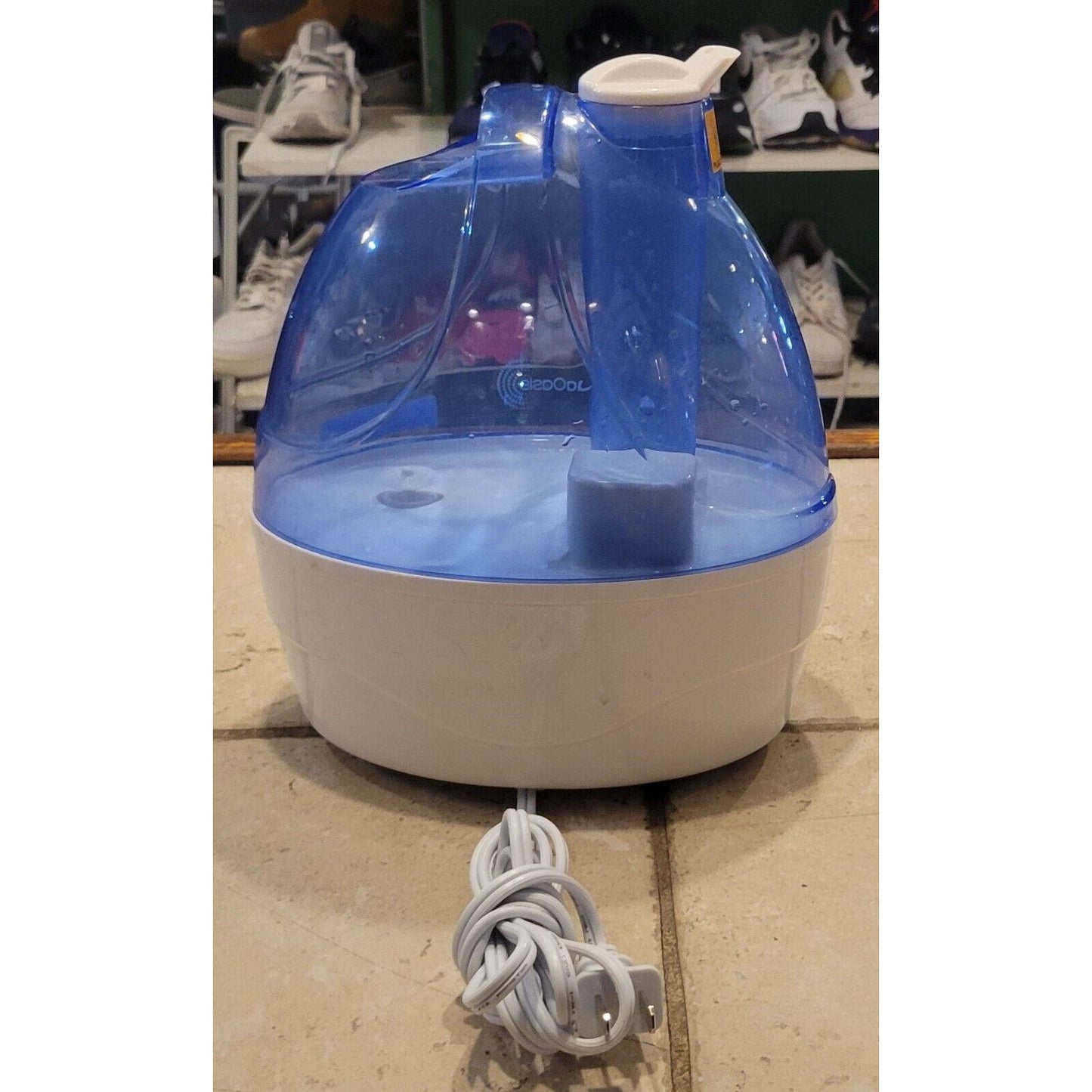 AquaOasis Cool Mist Humidifier