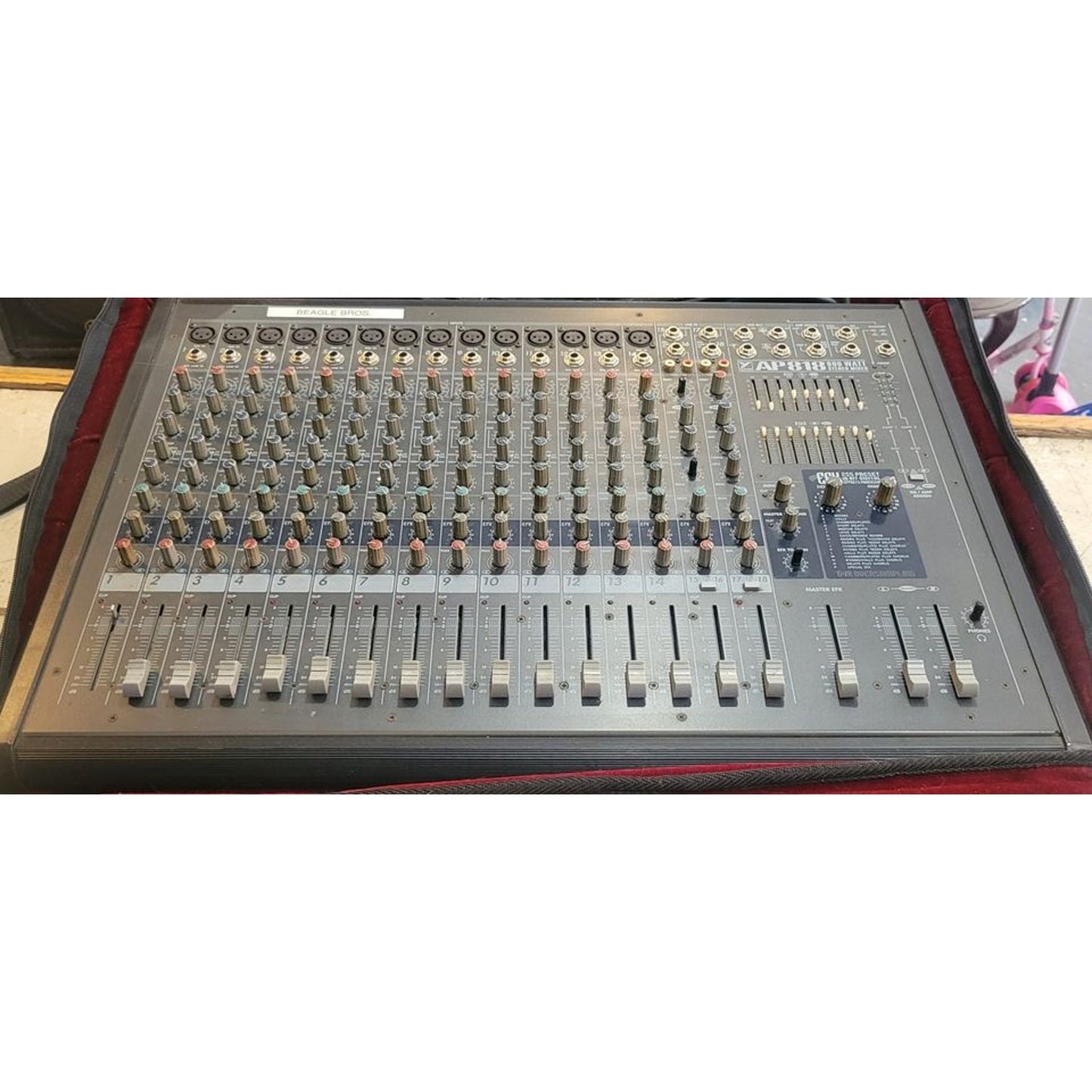 Yorkville AP818 800W Stereo Mixer