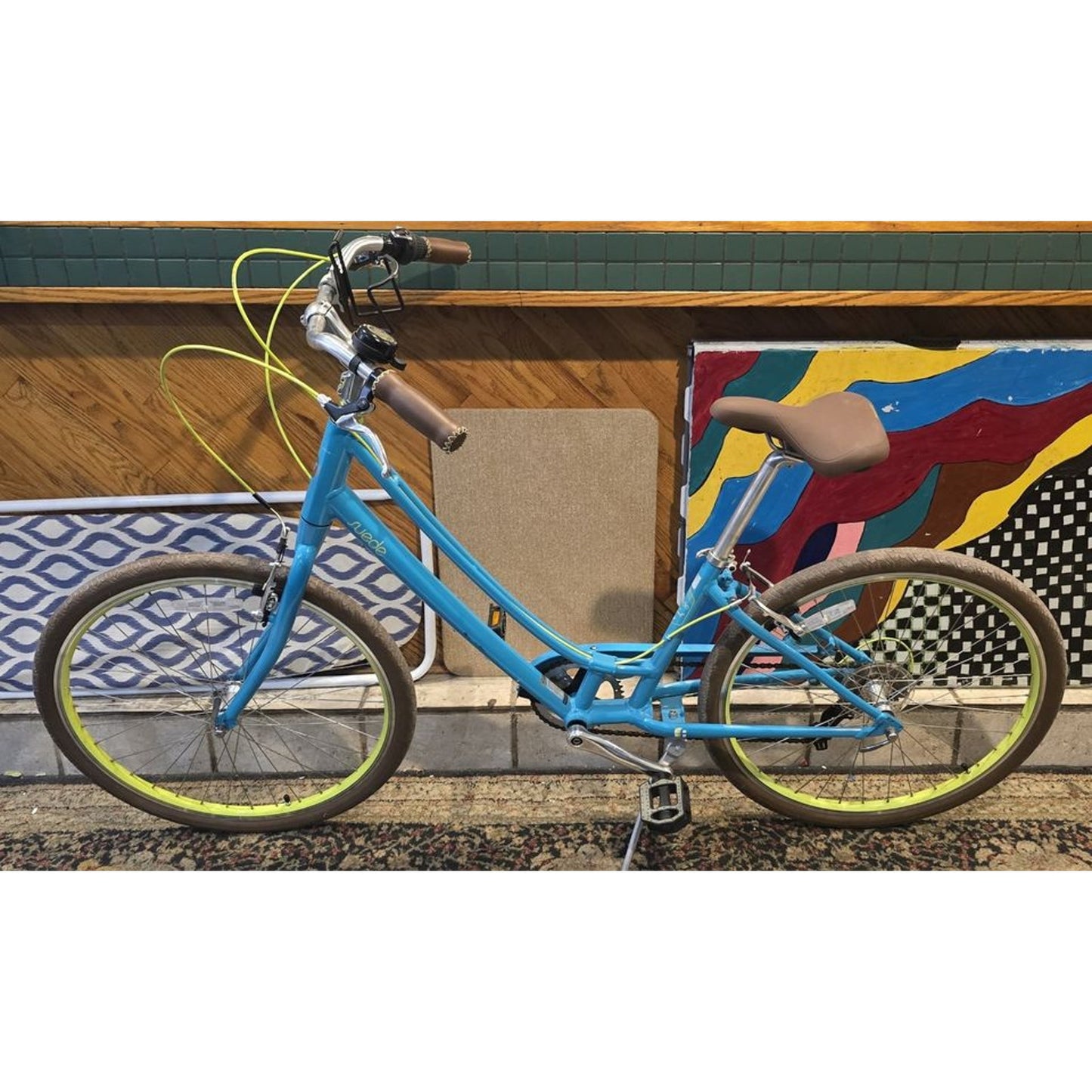 Liv Suede / 16.5" Frame / 7-Speed / 26" Wheels /