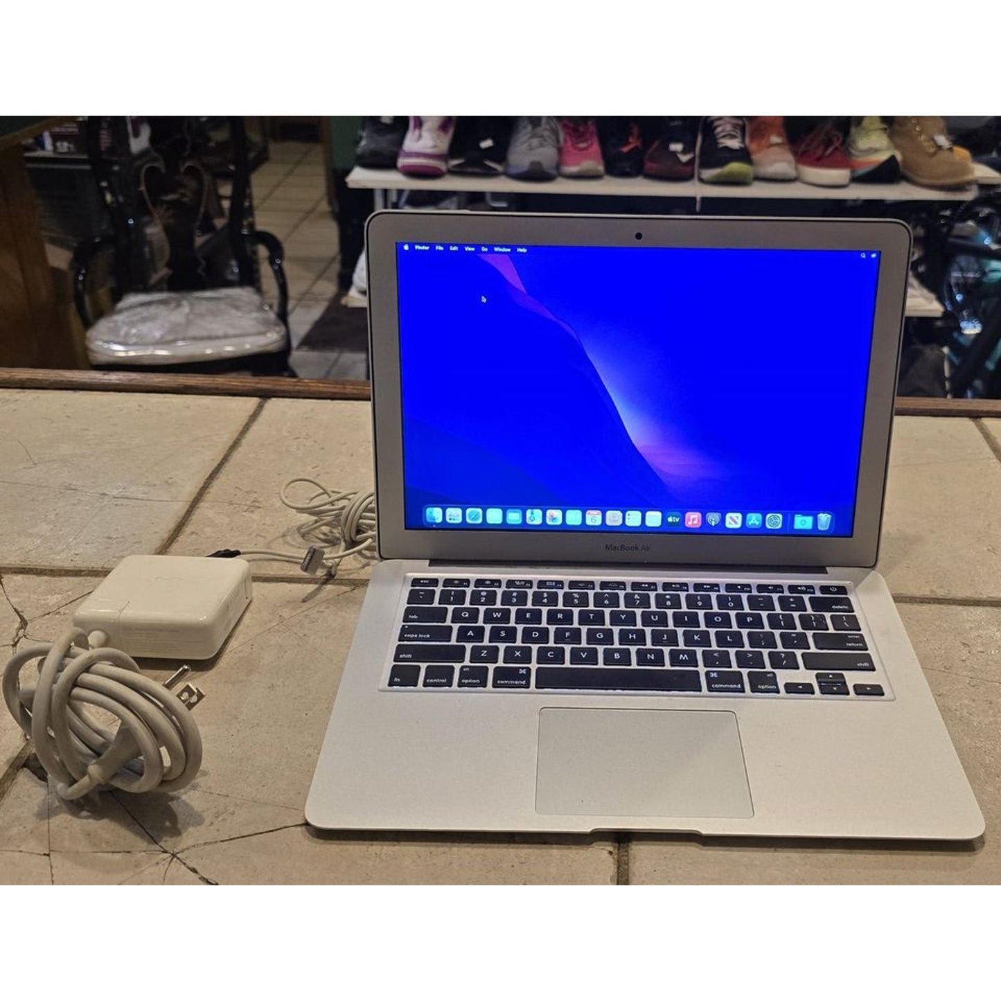 Apple Macbook Air 2015 / Intel Core I5 / 120GB SSD / 8GB Ram /