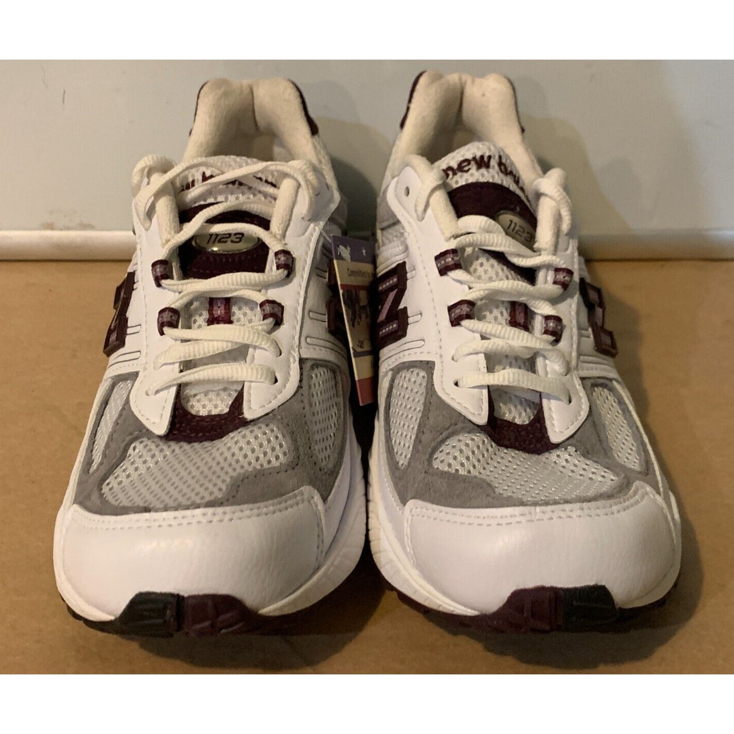 New Balance Womens (Size 8.5 W) 1123 Running Shoes Sneaker Motion Control Purple