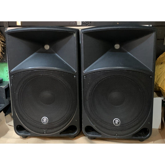 Pair Of Mackie Thump12 1000W Powered Loudspeakers — Sold Together