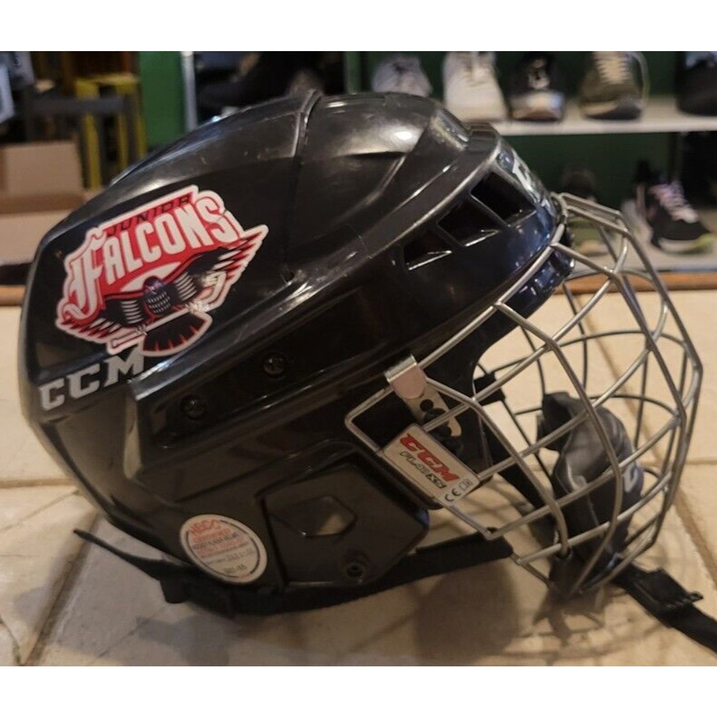 Assorted Hockey Helmets w/ Cages (Local Pickup)