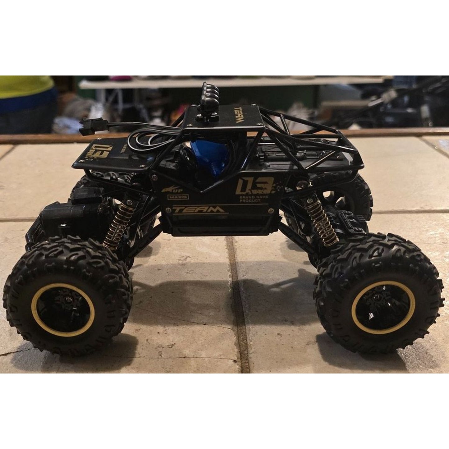 Maxis Q3 Remote Controlled Dune Buggy