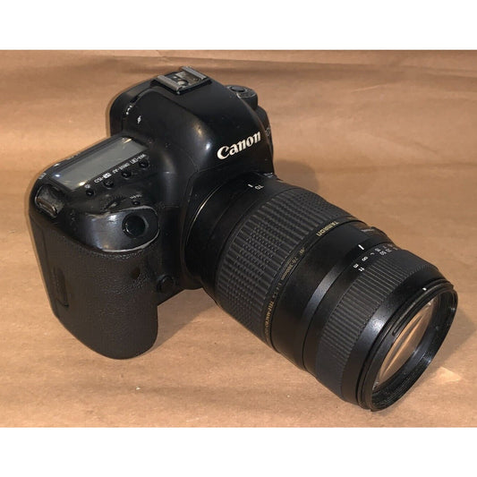 Canon EOS 5D MARK IV 30.4 MP Digital SLR Camera W/ Tamron af 70-300 1:4-5.6 lens