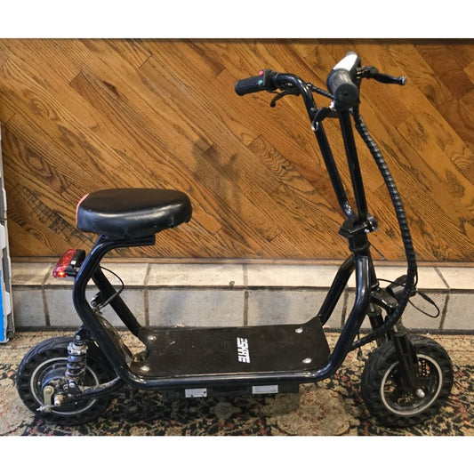 SKRT Electric Scooter / 350W / 48V  / 18 MPH / 18.6 Miles / 20" Wheels /Foldable /