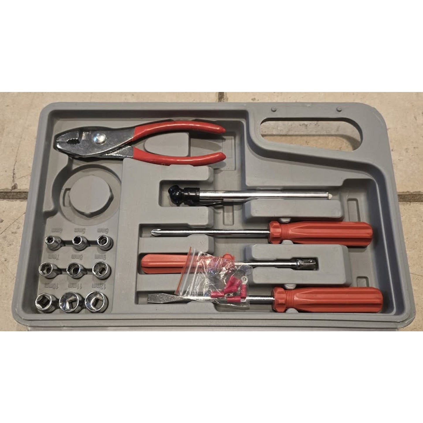 Assorted Portable Car Tool Kit