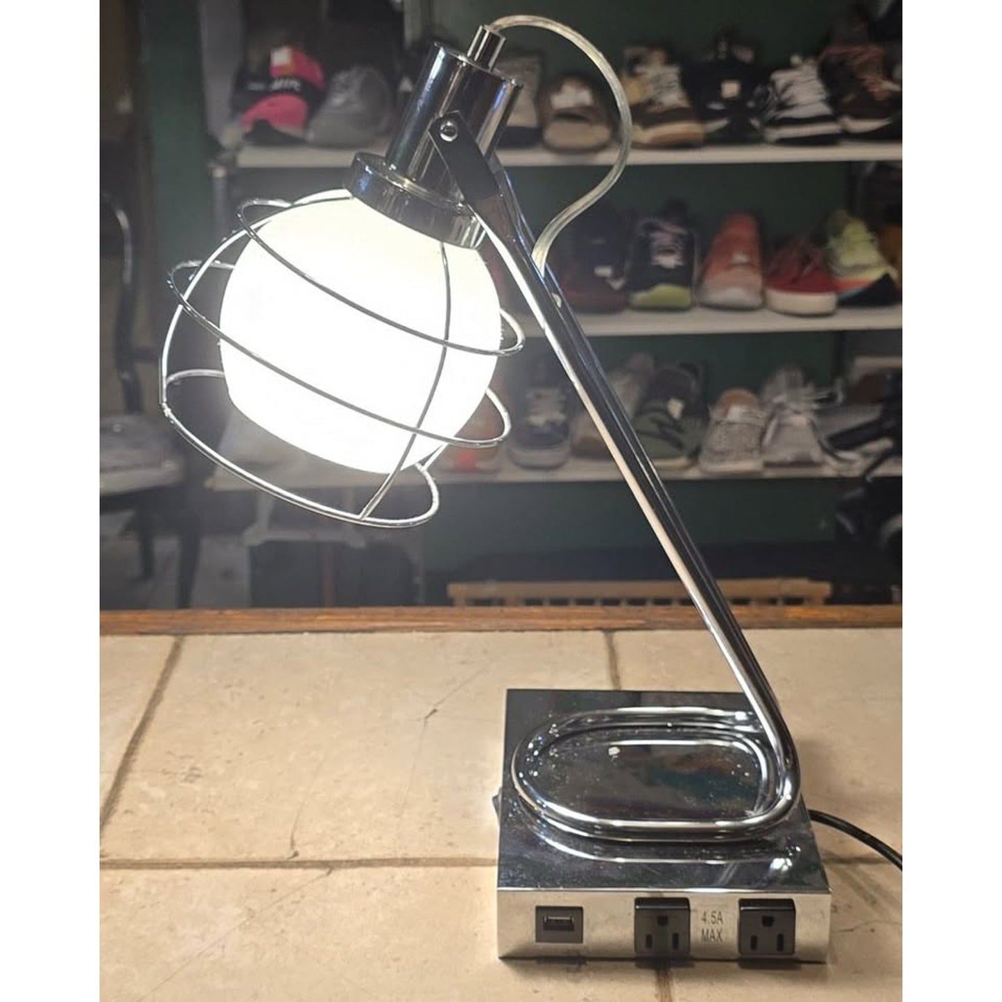 Century GR-6 Desk Lamp